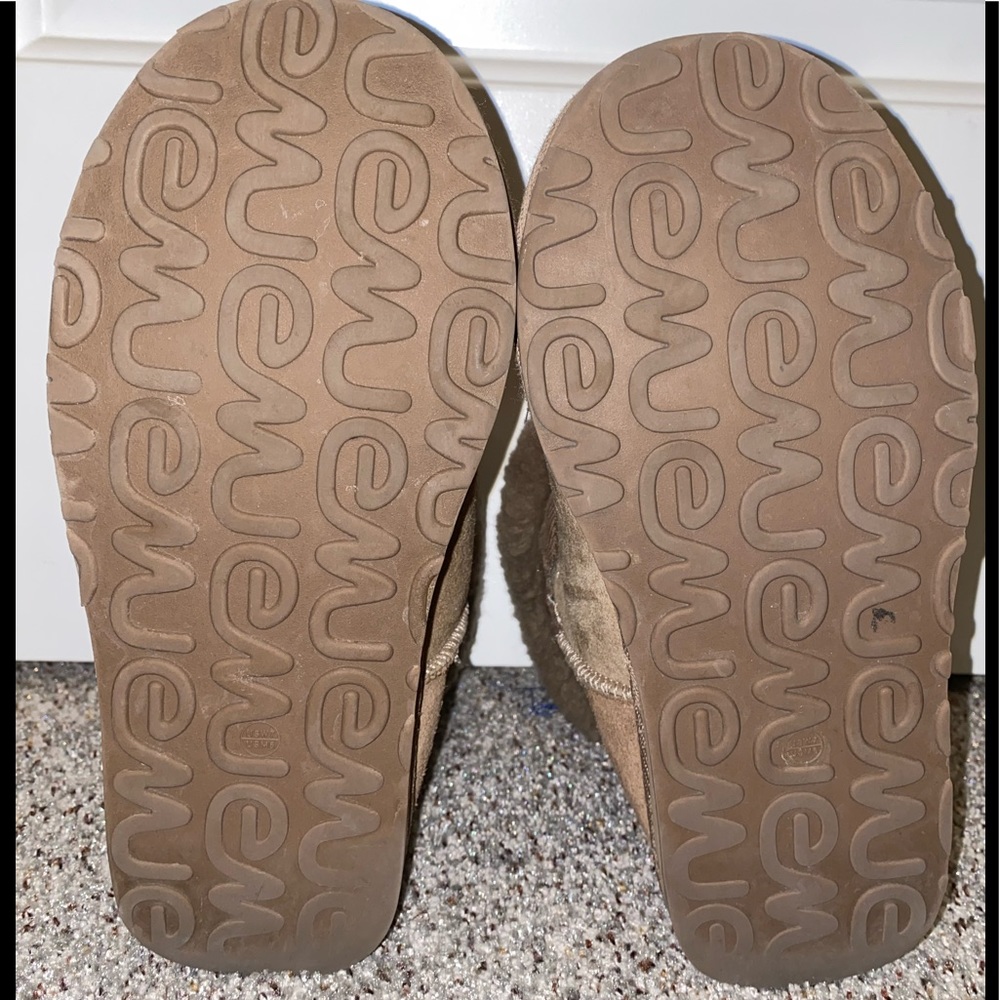 Emu Sheepskin Boots View 3